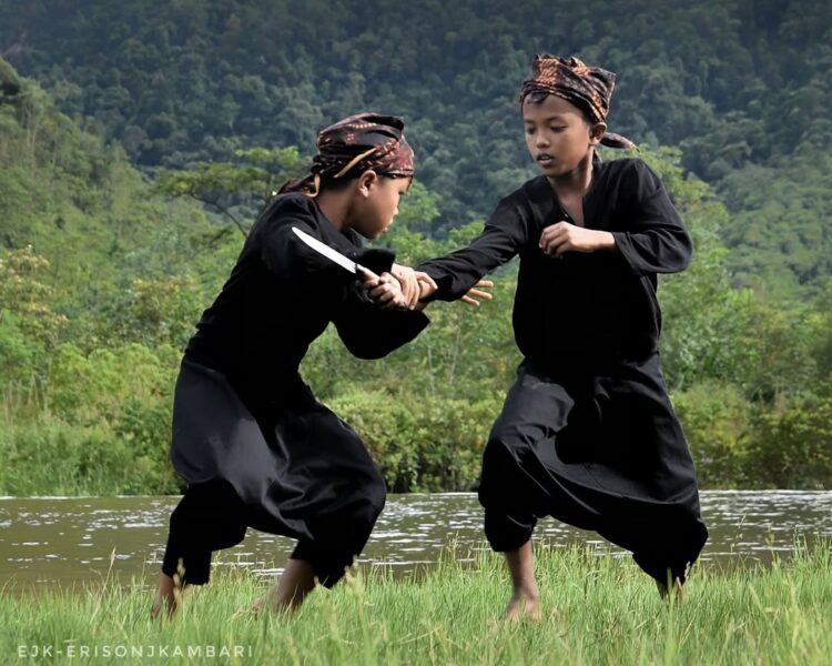 Sumber: Instagram @eriksonjkambari