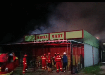 Kebakaran menghanguskan Toko Hamka Mart milik Yayasan Buya Hamka (Dinas Damkar Kota Padang)