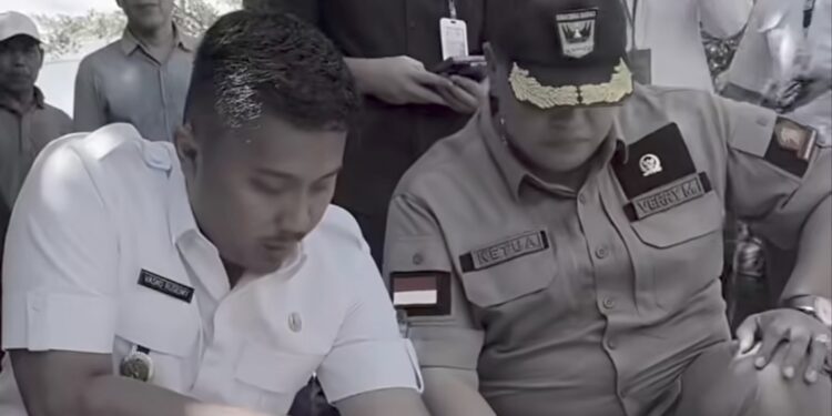 Wakil Gubernur Sumbar Vasko Ruseimy menemukan pembangunan jalan lingkungan di Padang tidak sesuai spesifikasi. Ia menegaskan agar kualitas pekerjaan tidak dikurangi demi kepentingan masyarakat.