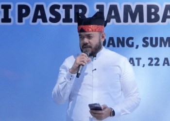 Wali Kota Padang Fadly Amran