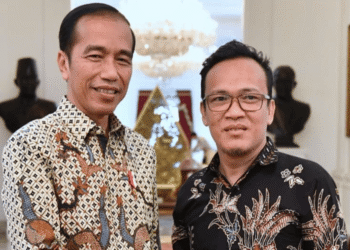 Wakil Menteri Ketenagakerjaan (Wamenaker) Immanuel Ebenezer (Kanan)