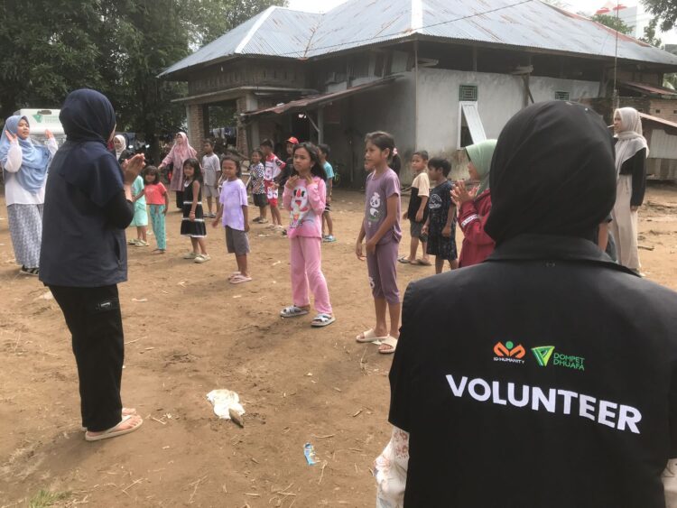 Kegiatan Psychological First Aid, Gerakan Pendampingan Psikososial Kolaborasi Antar Komunitas (Foto: Muhammad N. Chaniago/Sumbar Zone)