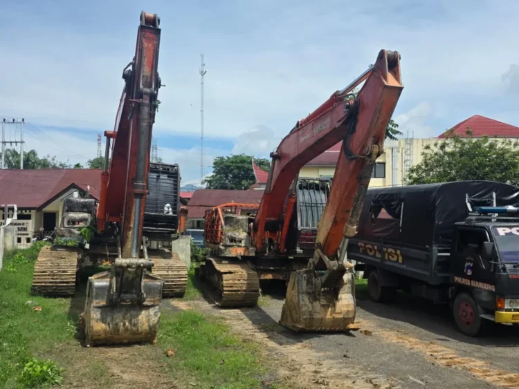 Polres Sijunjung Amankan 7 Pelaku Tambang Emas Ilegal di Sungai Batang Lisun (Foto: Ist)