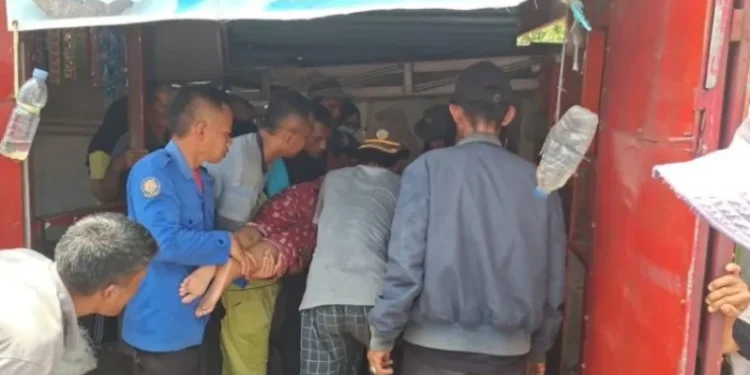 Remaja 15 Tahun di Solok Alami Luka Serius Usai Tersangkut Mesin Peras Kelapa (Dok. Ist)