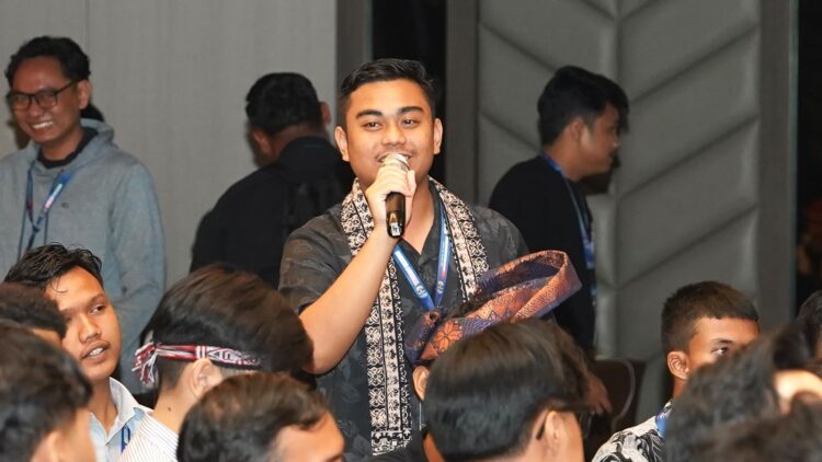 Thayyibal Syafiq, Kontingen Padang